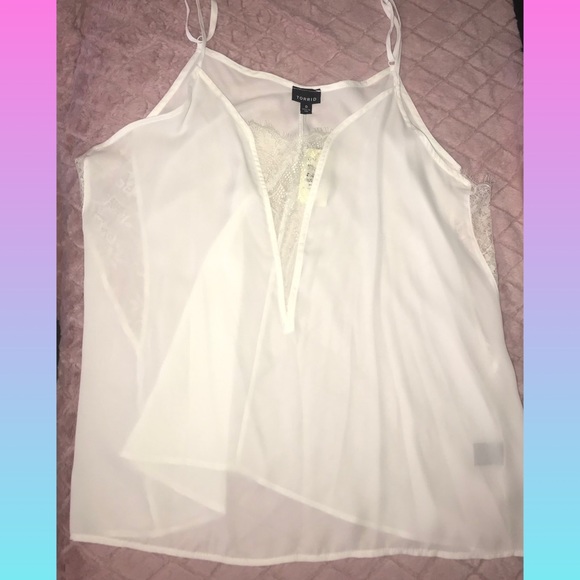 Torrid WHITE cami with lace inserts NWT - Picture 2 of 4